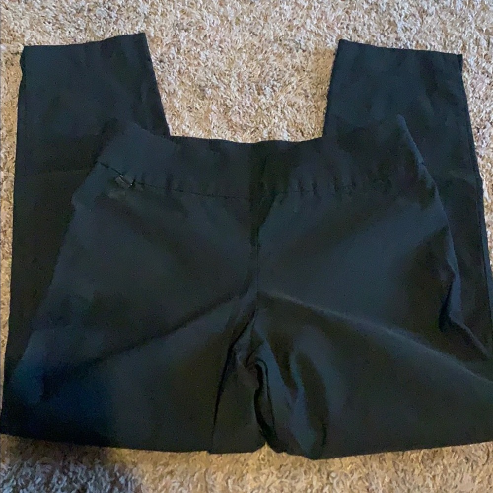 Dress Capri - Picture 2 of 3
